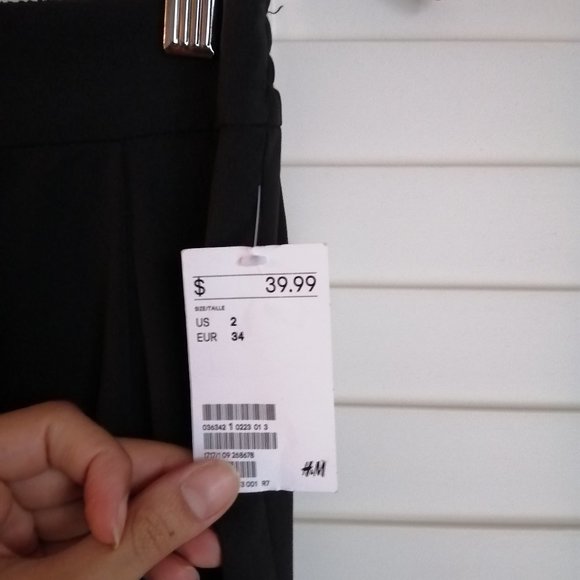 Versatile Black Pant from Zara - Picture 3 of 3